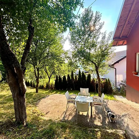 Sarajevo Holiday Home سراييفو