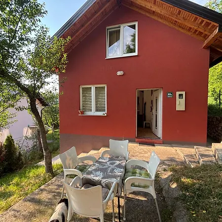 بيت للعطل Sarajevo Holiday Home سراييفو